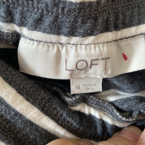Grey & White Stripe Ann Taylor Loft Cotton Casual Mini Skirt Striped Medium - Picture 3 of 5
